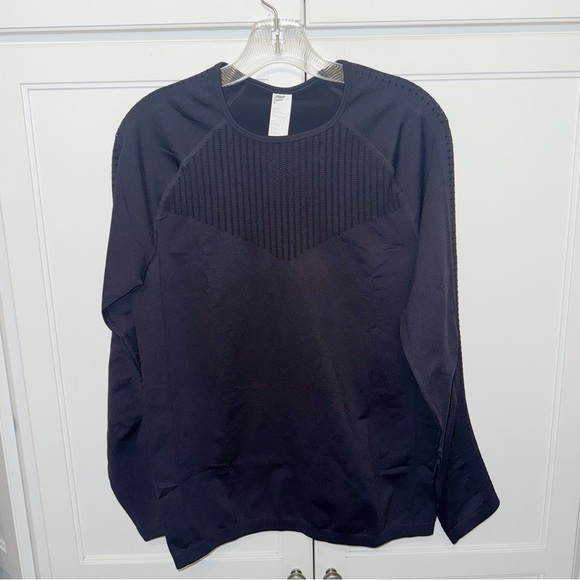 New! Fabletics Sync Seamless Long-Sleeve Top Black XLarge Yoga Minimalist - Picture 2 of 12